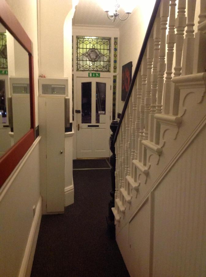 Hotel Claydens à Cleethorpes Extérieur photo